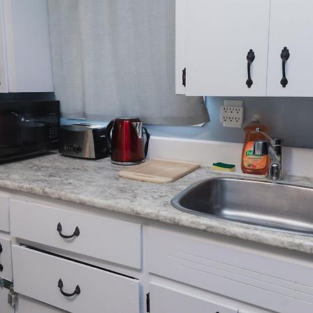 Avenir Centre Suite - Near Nbcc, Moncton Hospital, Airport エクステリア 写真